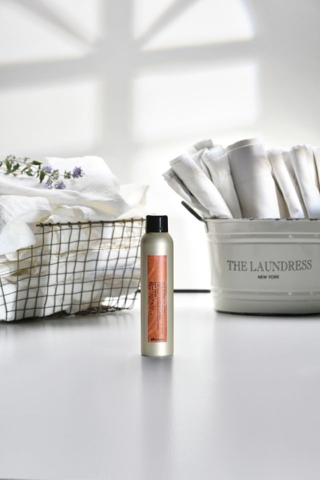 This is a invisible Dry Shampoo 250 ml